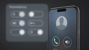 Illustration réaliste d’un smartphone présentant un appel entrant inconnu, avec un écran de gestion des autorisations en arrière-plan dans une ambiance sobre et protectrice.